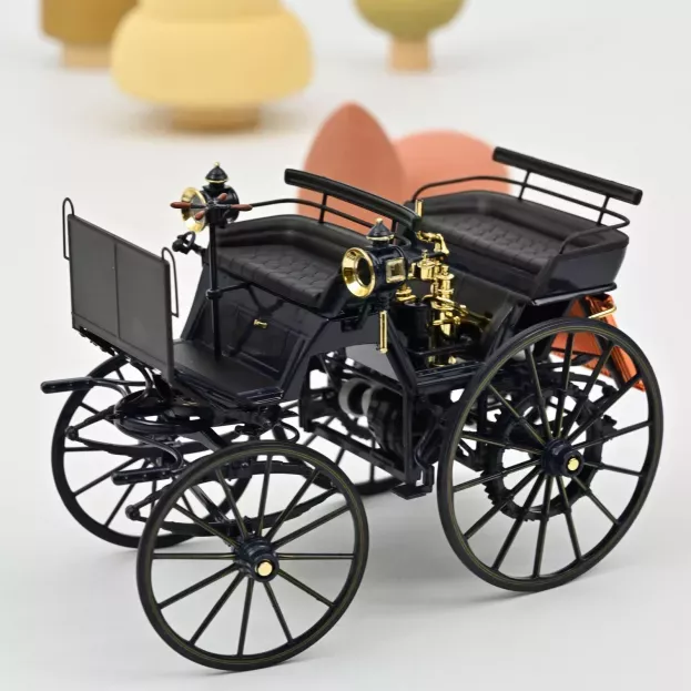 Norev Daimler Hd Motorized Carriage 1886 1:18 183700