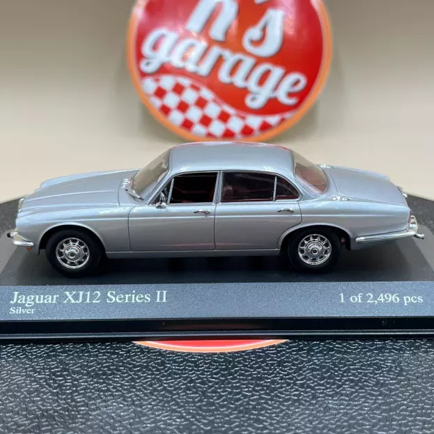 Minichamps Jaguar Xj12 Serie Ii 1975 1:43 400130401