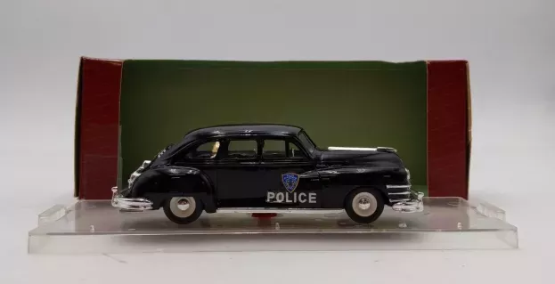 Vitesse Chrysler Windsor Sedan Police New York Department 1947 1:43 372