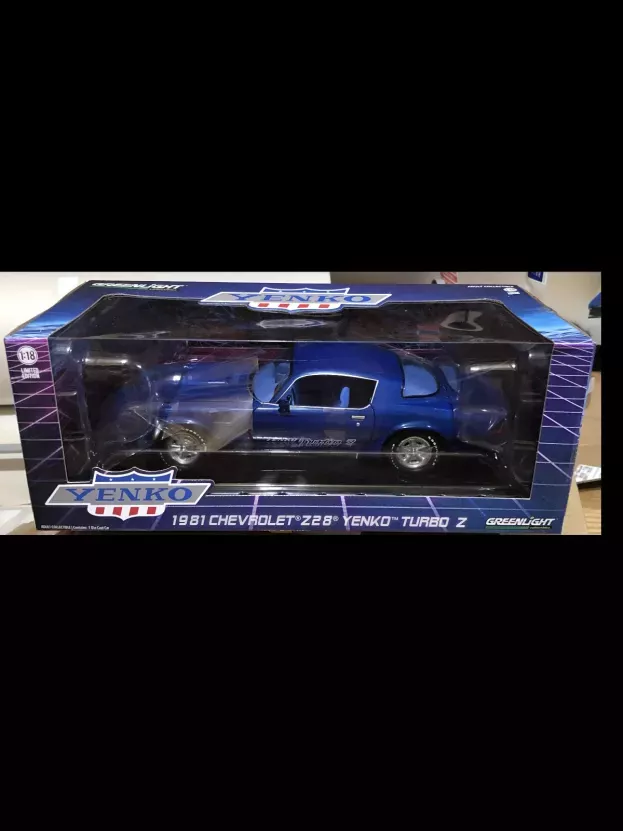Greenlight Chevrolet Camaro Z 28 Yenko Turbo Z Coupe 1981 1:18 13520
