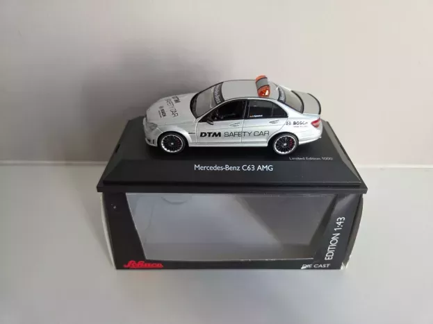 Schuco Mercedes C-class C63 Amg Dtm Safety Car 2012 1:43 4978