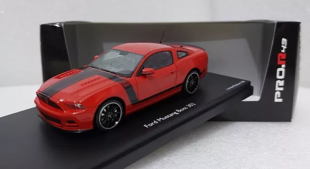 Schuco Ford Mustang Boss 302 Coupe 2012 1:43 8832