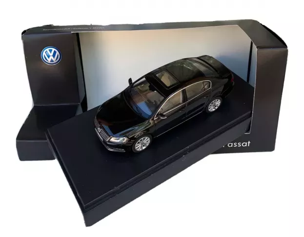 Schuco Volkswagen Passat Berlina 2011 1:43 3AE099300C9X
