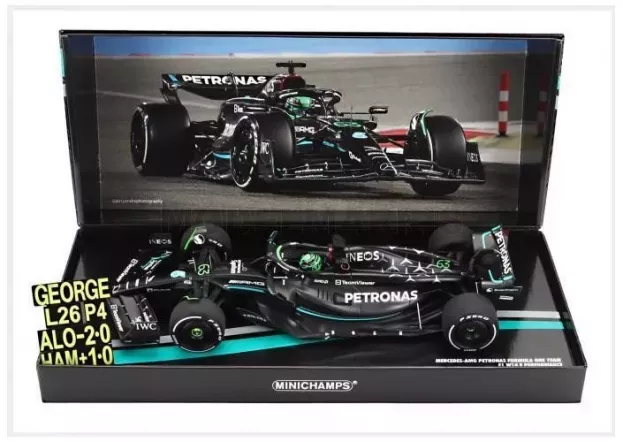Minichamps Mercedes F1 W14 Team Mercedes-amg Petronas Formula One N 63 7th Bahrain Gp With Pit Board 2023 George Russell 1:18 113230163