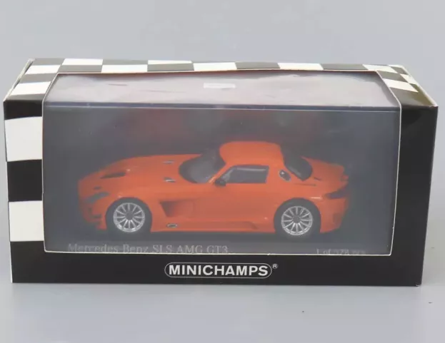 Minichamps Mercedes Sls Amg Gt3 Street 2011 1:43 410113204