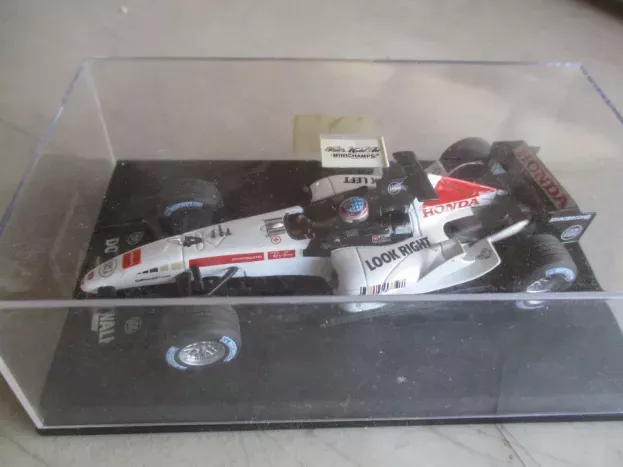Minichamps Bar F1 007 Honda N 4 Race Version 2005 T.sato 1:43 400050004