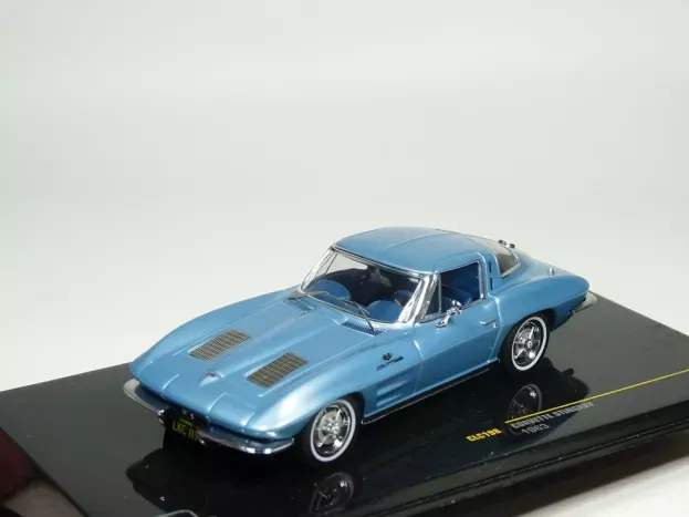 IXO Models Chevrolet Corvette Stingray 1963 1:43 CLC198
