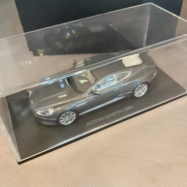 Kyosho Aston Martin Db9 Coupe 2009 1:43 05591MS
