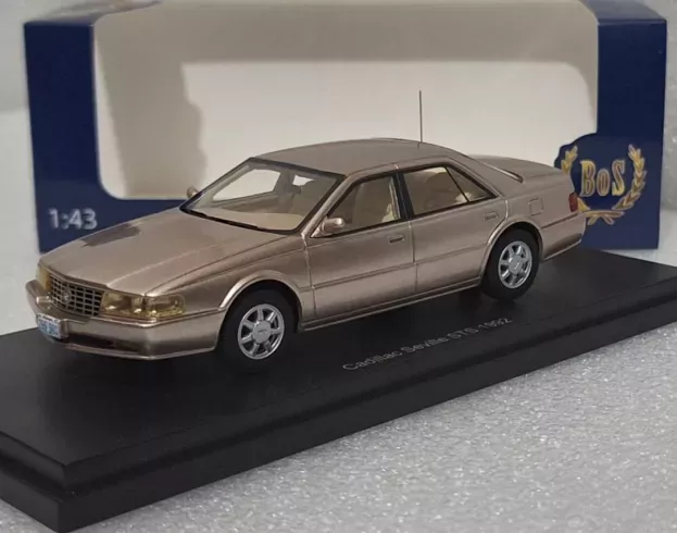 BoS Models Cadillac Seville Sts 4-door 1992 1:43 BOS43285