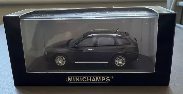 Minichamps Alfa Romeo 156 Crosswagon 2004 1:43 400120411