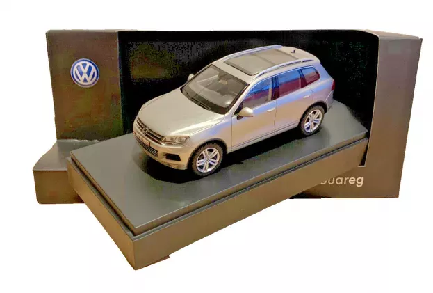 Schuco Volkswagen Touareg 2010 1:43 7P1099300B7W