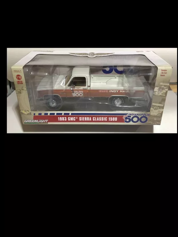 Greenlight Gmc Sierra 1500 Classic Pick-up Official Truck 67th Indianapolis 500 Mile Race 1983 1:18 13564