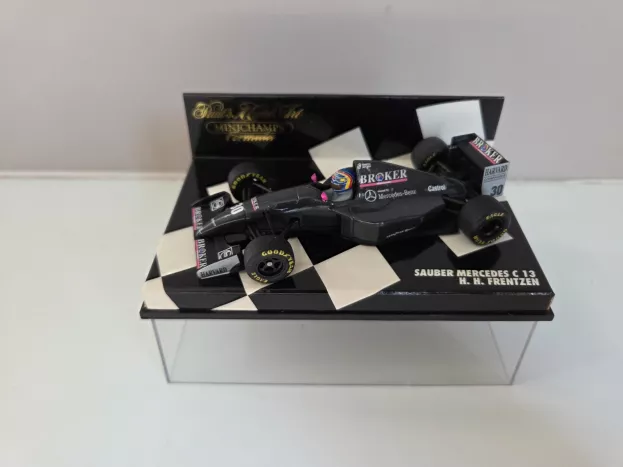 Minichamps Sauber F1 Mercedes C 13 N 30 Frentzen 1:43 40030