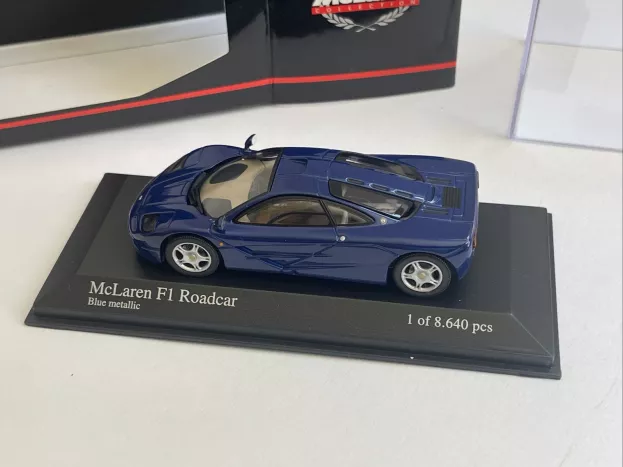 Minichamps Mclaren F 1 Gtr Roadcar 1993 1:43 133435