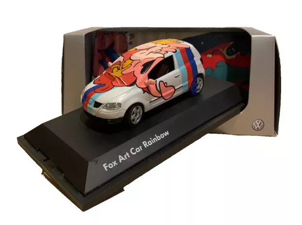 Schuco Volkswagen Fox Art Car Rainbow 1:43 5Z0099300A
