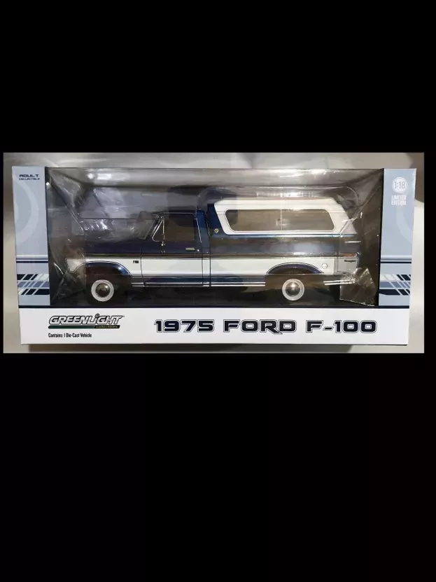 Greenlight Ford F-100 Pick-up Closed 1975 1:18 13544