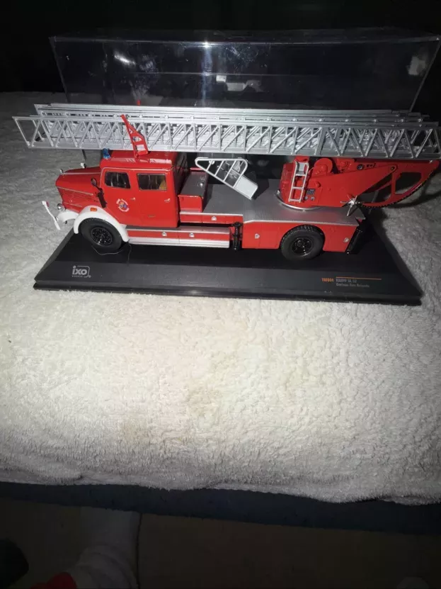 IXO Models Krupp Dl52 Scala Truck German Fire Brigade 1955 1:43 TRF004
