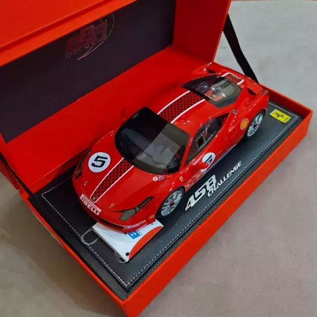 BBR Ferrari 458 Italia 8c N 5 Challenge Launch Version 2009 1:18 P1824