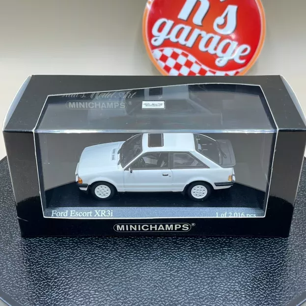 Minichamps Ford Escort Iii Xr3i 1982 1:43 400085070