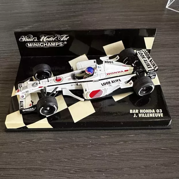 Minichamps Bar F1 03 Honda N 10 2001 J.villeneuve 1:43 400010010