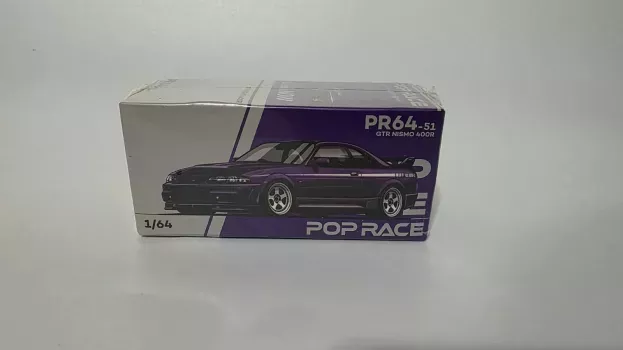Pop Race Nissan Skyline Gt-r r33 Nismo 400r Coupe 1997 1:64 PR640051