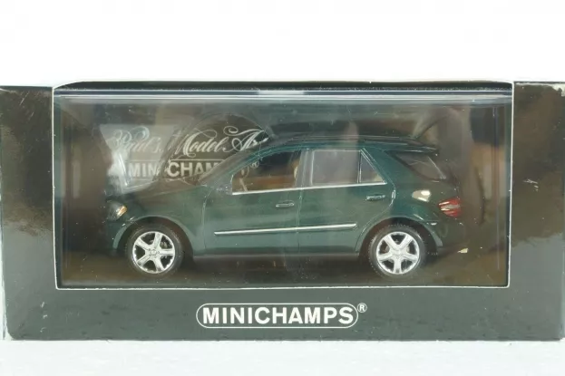 Minichamps Mercedes M-class Ml 2005 Dirty Version 1:43 34500