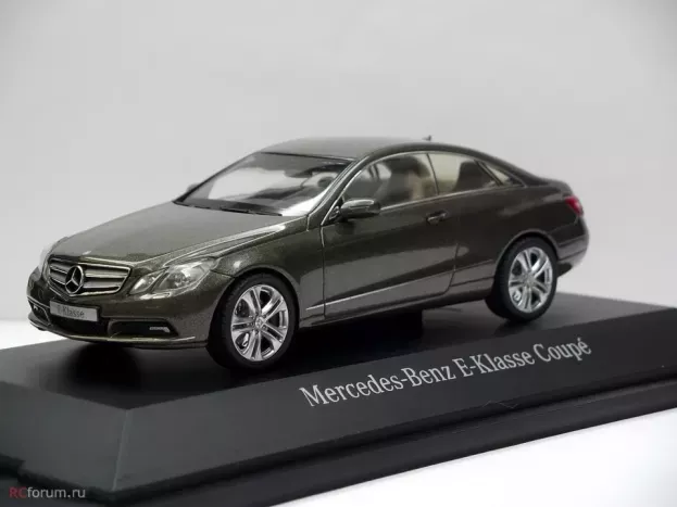 Schuco Mercedes E-class Coupe c207 2009 1:43 B66962415