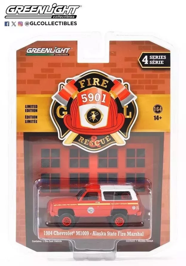 Greenlight Chevrolet M1009 Alaska State Fire Engine 1984 1:64 67050D