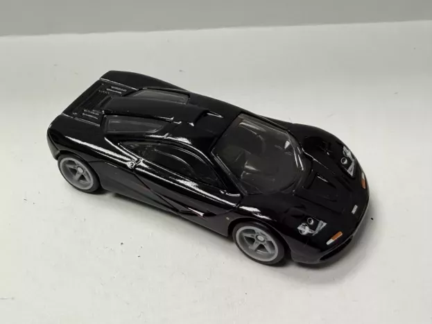 Hot Wheels Mclaren F-1 Jay Leno's Garage 1:64 HCK08