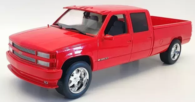 Greenlight Chevrolet Silverado 3500 Double Cabine Custom 1997 1:18 19073