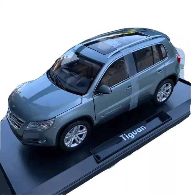 Norev Volkswagen Tiguan 2007 1:18 5N0099302R7N