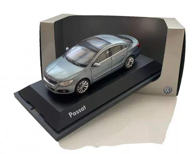 Schuco Volkswagen Passat Cc Coupe 2008 1:43 3C8099300C7Z
