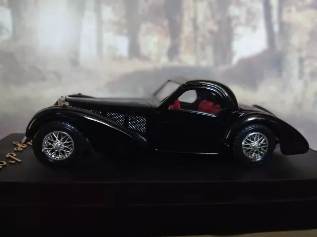 Solido Bugatti Atalante Coupe Spider 1939 1:43 4109