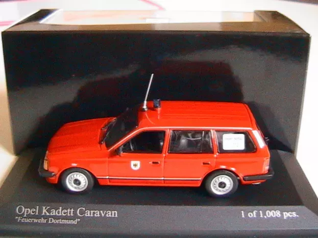 Minichamps Opel Kadett D Station Wagon Fire Dortmund 1979 1:43 400044191