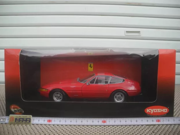 Kyosho Ferrari 365 Gtb 4-daytona 2 Series 1:18 08162R