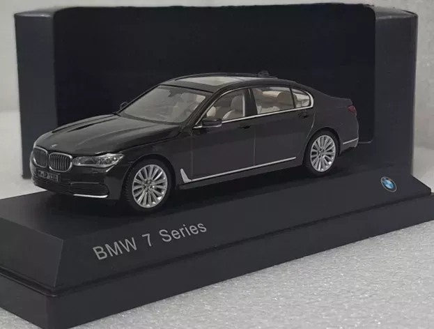 Paragon Bmw 7-series 750li G12 Long Version 2016 1:43 80422405588