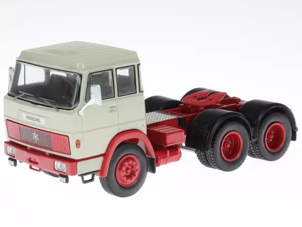 IXO Models Henschel Hs19ts Tractor Truck 3-assi 1966 1:43 TR085