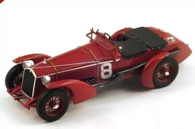 Spark Alfa Romeo 8c 2300lm 2.3l Supercharged Team Raymond Sommer N 8 Winner 24h Le Mans 1932 R.sommer L.chinetti Con Vetrina With Showcase 1:18 18LM32