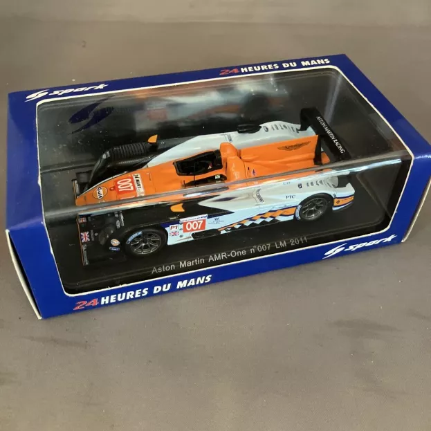 Spark Aston Martin Amr-one Gulf N 007 22th 24h Le Mans 2011 S.mucke D.turner C.klien 1:43 S2536
