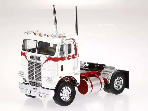 IXO Models Freightliner Coe Tractor Truck 2-assi 1976 1:43 TR128.22