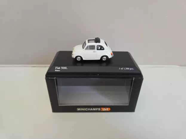 Minichamps Fiat 500 Open Roof Tetto Aperto 1957 1:64 640121504