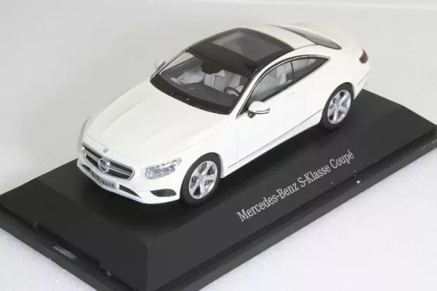 Kyosho Mercedes S-class Coupe 2015 1:43 B66961239