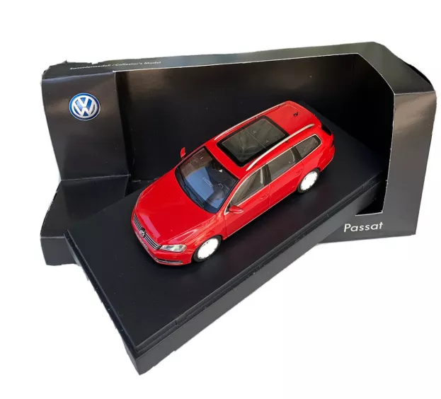Schuco Volkswagen Passat Variant 2011 1:43 3AF099300Y3D
