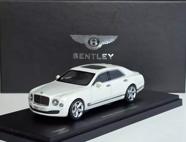 Kyosho Bentley Mulsanne Speed 2014 1:43 05611GW