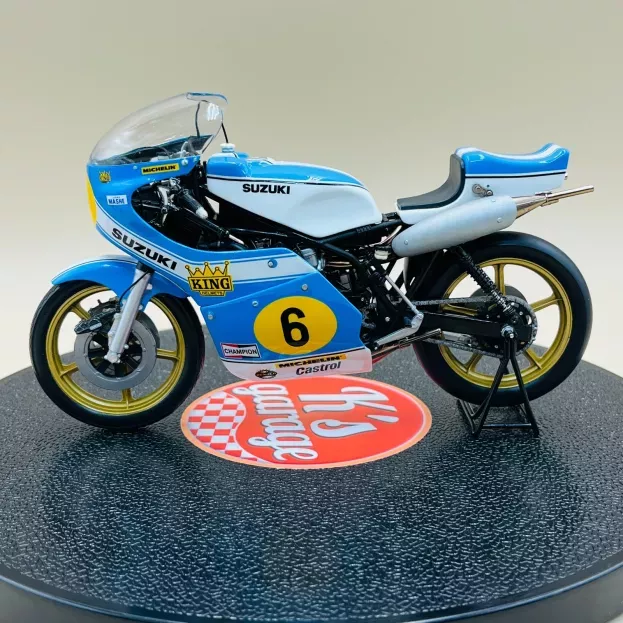 Minichamps Suzuki Xr14 N 6 Winner Assen Gp 1975 Barry Sheene 1:12 122750006