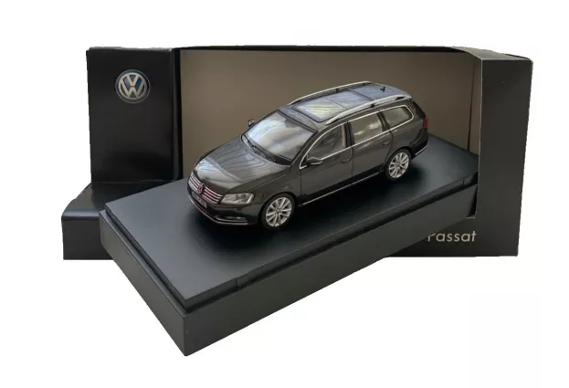 Schuco Volkswagen Passat Variant 2011 1:43 3AF099300C8Z