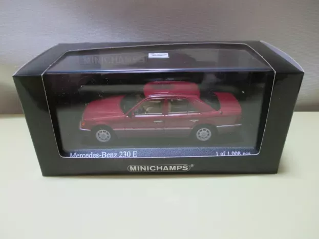 Minichamps Mercedes E-class 230e w124 1991 1:43 400037001