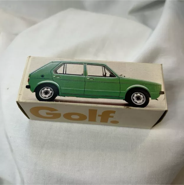 Schuco Volkswagen Golf 1:43 621