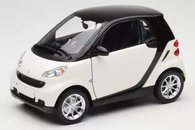Minichamps Smart Fortwo Coupe 2007 1:18 150036302
