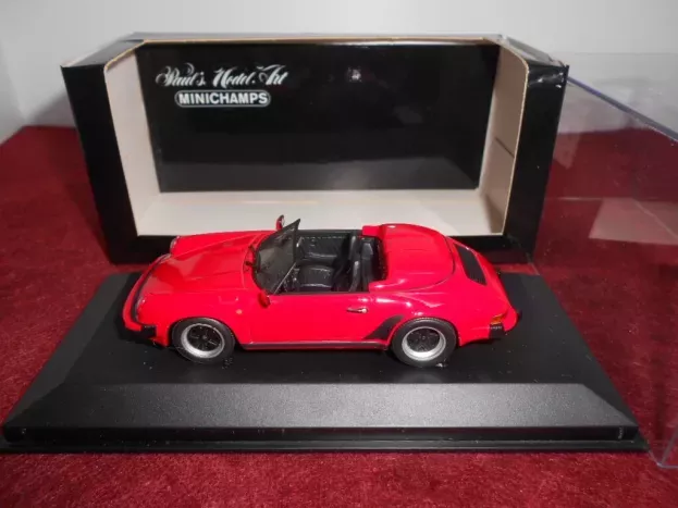 Minichamps Porsche 911 Speedster 1988 1:43 430066130